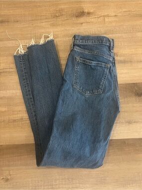 Abercrombie & Fitch Women's ultra high rise 90s straight jean